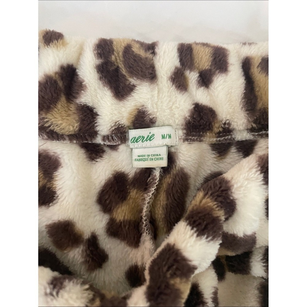 Aerie Lounge Set Fleece Leopard Print Medium Pajamas - Picture 12 of 12